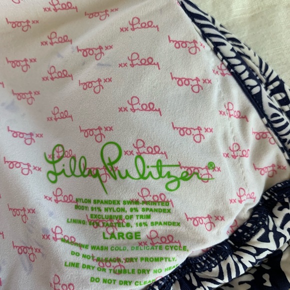 Lilly Pulitzer bikini top - Picture 3 of 3